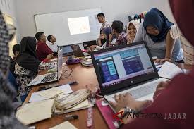 Bagi kalian yang belum tahu kalau sejak 2016 kemarin unpad sudah membuka program studi di luar kampus utama (psdku) di pangandaran. Kegiataan Psdku Unpad Pangandaran