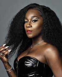 Who could it be 👀