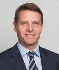 8315 Yearbook Titelseite 2011 v3.indd