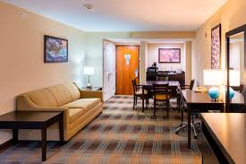 Port wentworth seyahatindeyken, best western plus north savannah'a kısa bir yürüyüş mesafesindeki restoranlara uğramak iyi bir fikir olabilir, mesela sweet tea grille (0, 7 km), el ranchito. Best Western Plus Port Wentworth Ga See Discounts