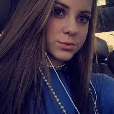 Caroline Clary's Instagram, Twitter & Facebook