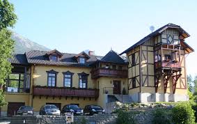 Lipták pál építési vállalkozó saját házának tervezte és építtette. Gerlachovsky Stit 2654 M Primary Factor 2356 M Tatra Mountains Slovakia Hp Location North 49 09 842 East 020 08 042 Gps On The Summit Difficulty Yds Class 3 Using Fixed Aids Otherwise Class 4 Climbed June 27 2010 Information How To Get There