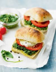 At bocadillos restaurant tacos & ice cream we offer meals of excellent quality and invite you to try our delicious food. Bocadillos Gourmet Irresistibles