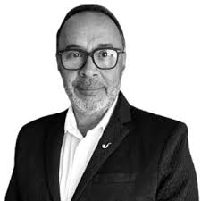 Dan Kindred of D K Electricals received a glowing testimonial from his  fellow member Mark Ward of Entire Group this week for his collaboration