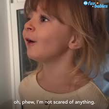 This adorable 3-year-old named Lily has no fear of bugs! 🐛 bit.ly/3IBSubs