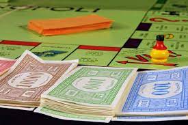Darrow, like many other americans, was unemployed at the time and often played this game to amuse himself and pass the time. How Much Money Do You Start With In Monopoly Maine News Online