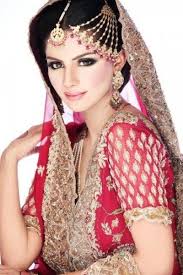 Mostly beauty govt or private jobs are from lahore, karachi, rawalpindi. Top Pakistani Beauty Salons For Bridal Makeup