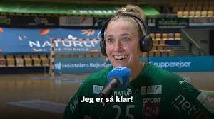 Redaksjonen har omtrentlig 80 medarbeidere, og har sitt hovedsete i bergen. Tv 2 Handbold Tv 2 Vaerter Spiser Chili Facebook