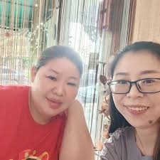 难得同学也回来家乡，就跟同学在98聚会，毕业到现在也十多二十年没见了😝😝😝