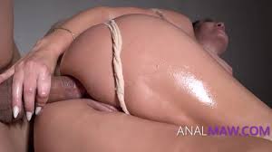 Best StepMoms Do Anal.. - XNXX.COM