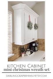 Kitchen Cabinet Mini Wreath Set In 2020 Indoor Wreath Mini Wreaths Kitchen Cabinets