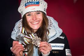 Delusione invece in casa italia: Corinne Suter Schlagt An Der Wm Wieder Zu Silber In Der Abfahrt Gold Geht An Stuhec