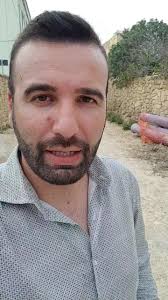 Nserraħ ras kull min hu involut li...