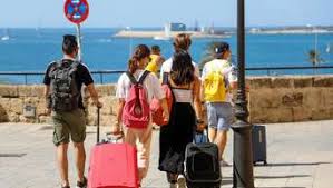 Diese verpflichtung gilt nicht bei einreise auf dem landweg. Coronavirus Reisewarnung Fur Spanien Einreise Regeln Fur Deutschland Spanien