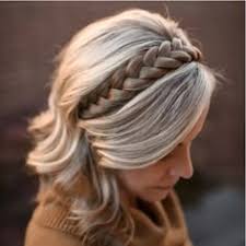 10 Holiday hair buns ideas