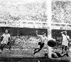 Máspoli was the uruguayan team's goalkeeper and played in the 1950 world cup final against brazil. Maracanazo Wikipedia
