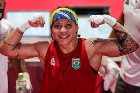 A atleta venceu raykhona kodirova, do uzbequistão, por decisão unânime. X 4cqgdboawcqm