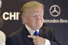 The Donald Trump Compliment Generator