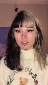 Daphne Hester's Instagram, Twitter & Facebook