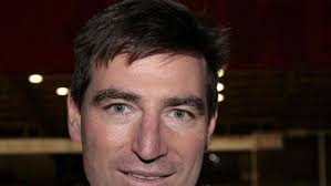 Wer ist der beste Löwen-Linksaußen aller Zeiten?