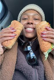 Lisharay (@lisharayyy)