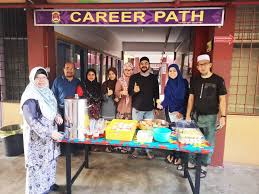 Bomb found at dap bandar kinrara office. Let S Breakfast 3 4okt Smk Seksyen 1 Bandar Kinrara Bk1 ÙÙŠØ³Ø¨ÙˆÙƒ