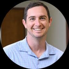 Sarah Deemer's Instagram, Twitter & Facebook