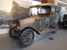 Image result for Grauweiss 1968 Wartburg