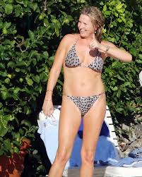 It was first issued in the united kingdom (referred to in philatelic circles as great britain), on 1 may 1840, but was not valid for use until 6 may. The Hottest Photos Of Penny Lancaster 12thblog