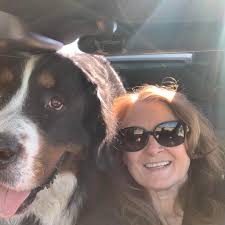 Do glasses help with macular degeneration vision?