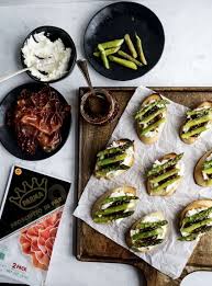 Asparagus Goat Cheese And Prosciutto Di Parma Crostini Recipe Goat Cheese Crostini Prosciutto Appetizer Recipes