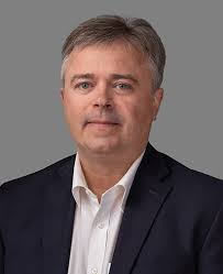 Kelly Stepp's Instagram, Twitter & Facebook