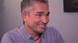 Keith Boxer's Instagram, Twitter & Facebook