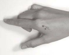 Pin von tina o reilly auf tattoo ideas sternschnuppe. 10 Sternschnuppe Tattoo Ideen Sternschnuppe Tattoo Tattoo Sternschnuppe Tatowierungen
