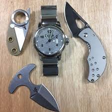 Merci Fred Perrin Concept Instagram Artisan Coutelier Francais De Couteaux A Vocation Utilitaire Co Couteau Survie Couteau Tactique Tatouage Couteau