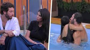 Bạn gái, Omer và Rasha ngày càng thân thiết hơn và một "con tàu" đã ra đời trên mạng xã hội.