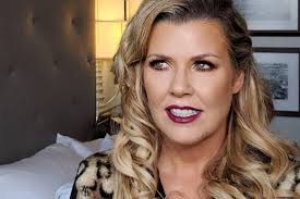 BLUSH ON THE BOULEVARD