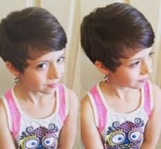 I really want to that cute baby hair edge but my baby hair too long n light to do it n to and to short to have it up clean it always a me. Top 15 Easy Indian Hairstyles For Baby Girl