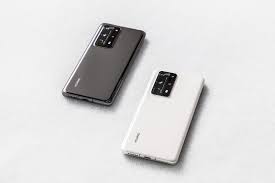 Moreover, the stunning camera setup on the front and the rear side of the device makes it an amazing deal. Huawei P40 Pro Plus Launched With 10x Optical Zoom 100x Digital Zoom World S Fastest Wireless Charging Gizmochina