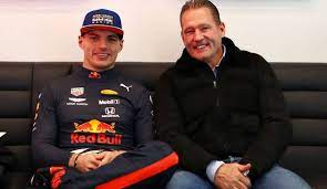 After his f1 career jos verstappen has won races in a1 grand prix and le mans series . Jos Verstappen Spricht Uber Kindheit Von Sohn Max Es War Hart Fur Ihn