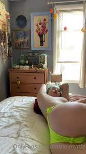 Fertile-myrtle shows her stuff.