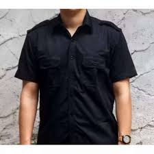 Kaos dengan warna hitam 30s dengan desain warna putih gambar kartun. Kemeja Hitam Polos Jual Baju Terbaru Di Indonesia Olx Co Id