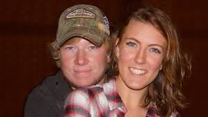 Chris Young rocks O'Reilly Event Center