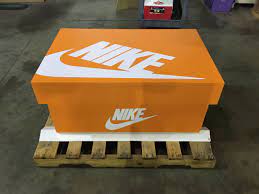4.7 out of 5 stars. Sneakerhead Shoebox