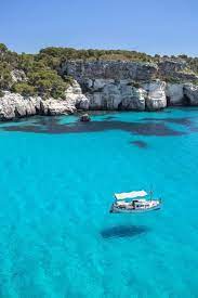 10 Of The Clearest Bodies Of Water In The Entire World Top Beach Destinations Places To Travel Beach Resorts