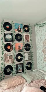 Vines Aesthetic Aestheticroomideas Aestheticwall Records Aestheticrecordwall Aesthticvinesroom Indie Neon Room Room Ideas Bedroom Retro Bedrooms