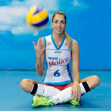 10 kg mais magra, Thaísa nega ser sex symbol e espera aguentar tranco