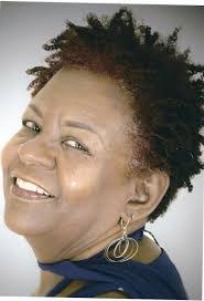 Antoinette Ross's Instagram, Twitter & Facebook