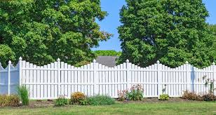 Below you'll see different ways to create a garden fence that is both useful and attractive for your own yard. 22 Vinyl Fence Ideas For Residential Homes Home Stratosphere