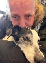 Today, after 16 and a half years, I had to say goodbye to my dear Kira. My  heart is broken. Her basket remains empty, no more truffles behind the door  when I